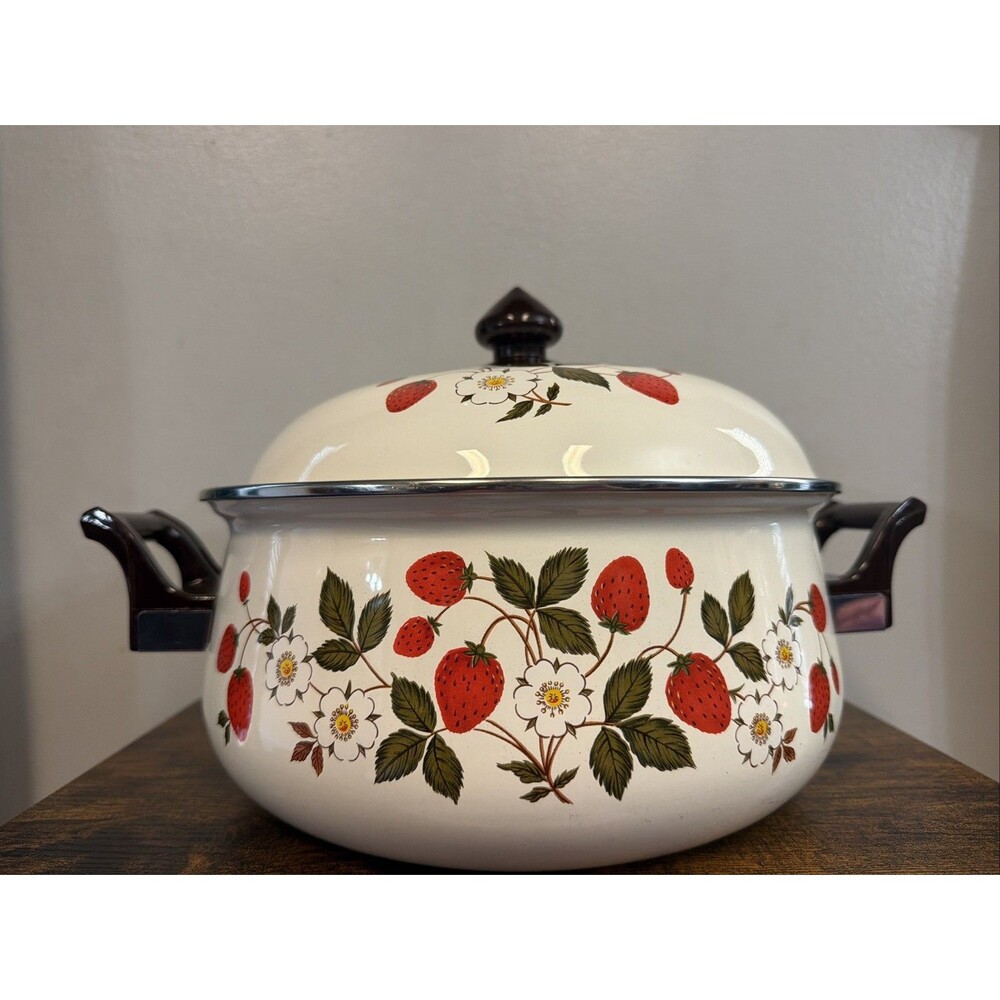 Vintage Sheffield Strawberries N Cream 4 Qt Covered Casserole Dutch Oven